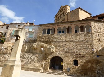 Plaza Mayor Mazaleon