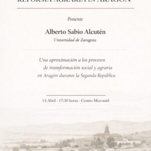 El cartel utiliza una fotografía histórica o de archivo en tonos sepia desaturados que muestra un paisaje rural aragonés, con campos de cultivo en primer plano y un pueblo con su iglesia al pie de la montaña al fondo. Tipografía: Elegante y sobria, con un diseño limpio que prioriza la legibilidad académica. Organización y Logotipos En la parte inferior se identifican las entidades organizadoras: Cátedra María Domínguez de Memoria Democrática (Universidad de Zaragoza). Universidad Popular de Cariñena